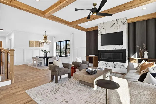 $899,000 | 16315 Riverpointe Drive, Charlotte, NC 28278