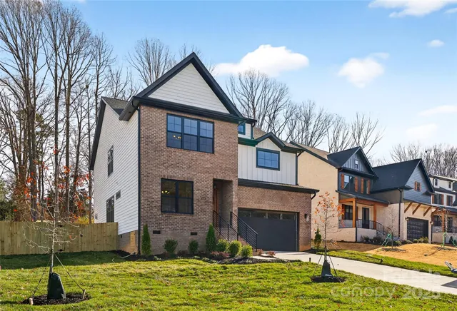 $899,000 | 16315 Riverpointe Drive, Charlotte, NC 28278