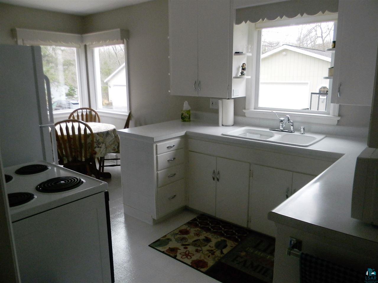 3051 Hutchinson Road Duluth, MN 55811 - Photo 4 of 19 Kitchen