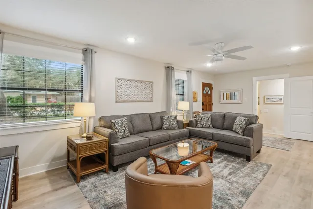 $3,500 | 1504 Leon Street, Fernandina Beach, FL 32034