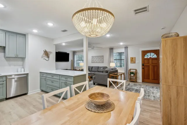 $3,500 | 1504 Leon Street, Fernandina Beach, FL 32034