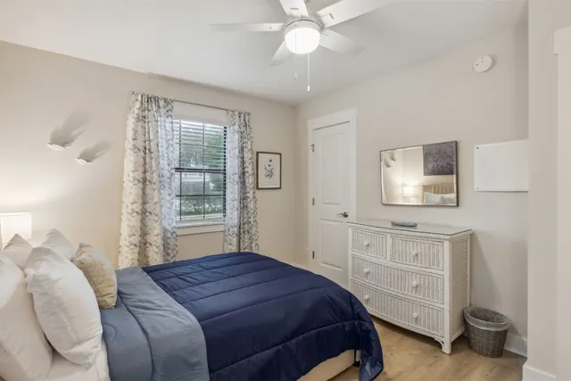 $3,500 | 1504 Leon Street, Fernandina Beach, FL 32034