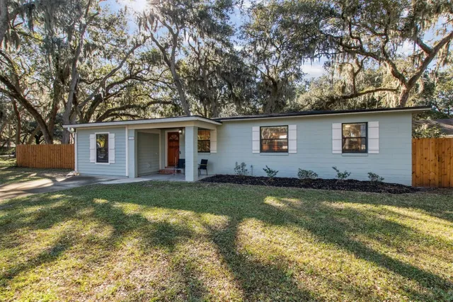 $3,500 | 1504 Leon Street, Fernandina Beach, FL 32034