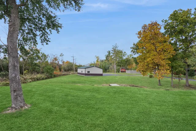 a view of a pathway of a building