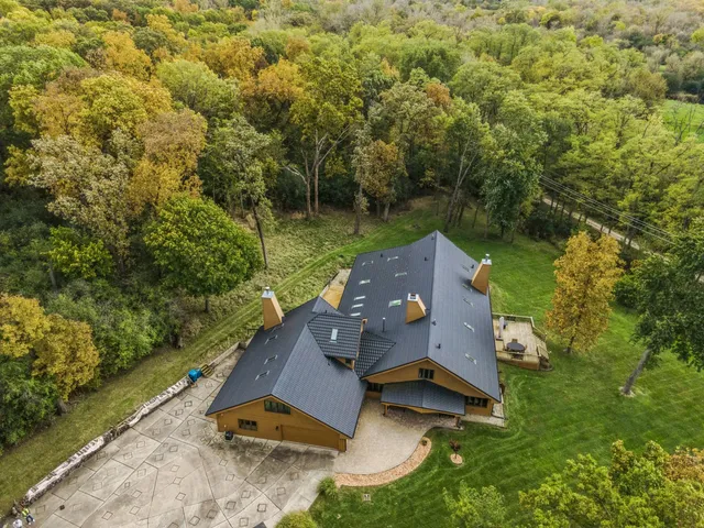 $1,350,000 | 1-n546 1-n546 Burr Oak Road, West Chicago, IL 60185