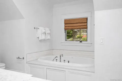 $2,195,000 | 33 Young Avenue, Pelham, NY 10803