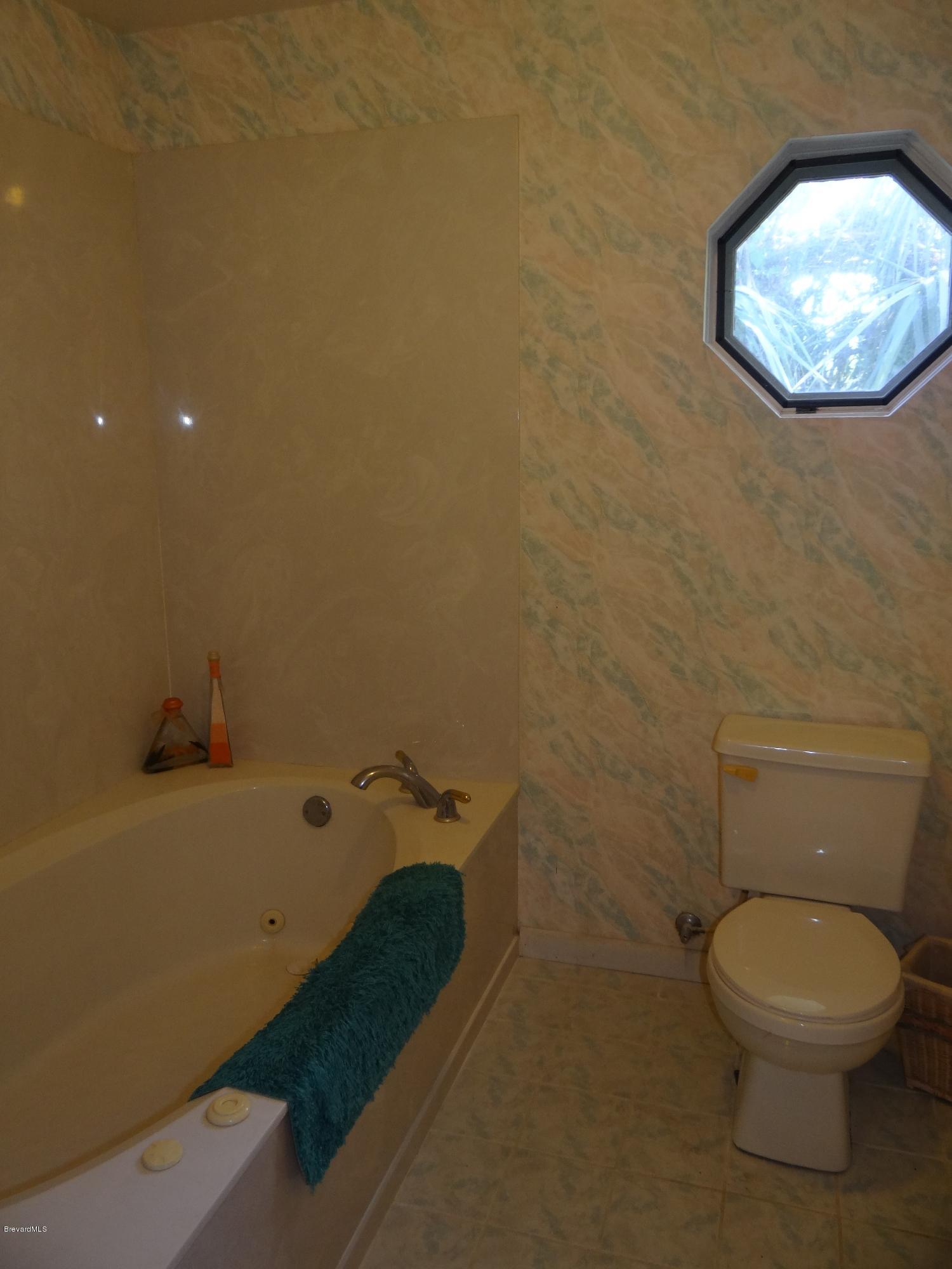150 Richards Road Melbourne Beach, FL 32951 - Photo 14 of 29 Master Bath