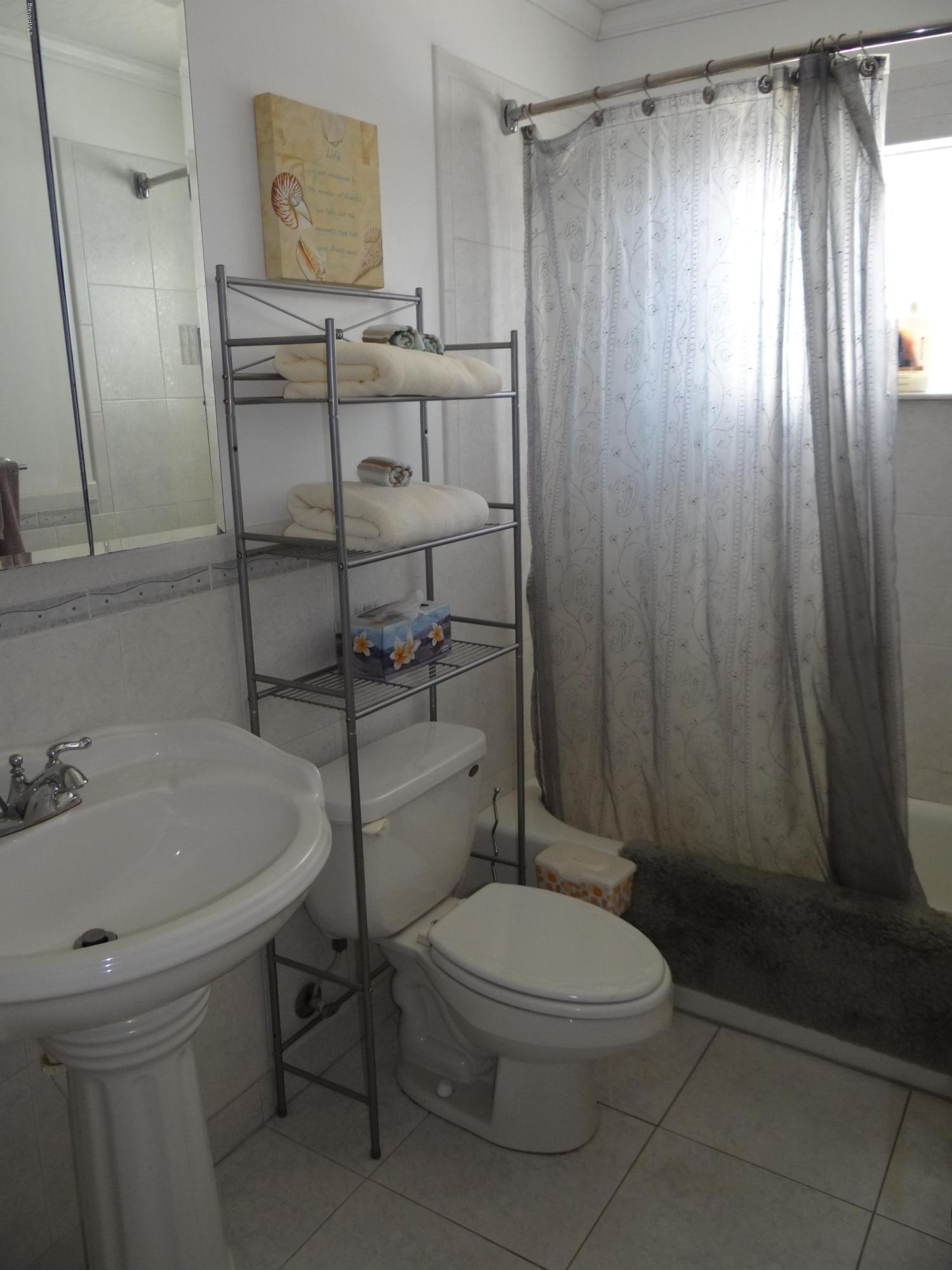 150 Richards Road Melbourne Beach, FL 32951 - Photo 5 of 29 Downstairs Bath