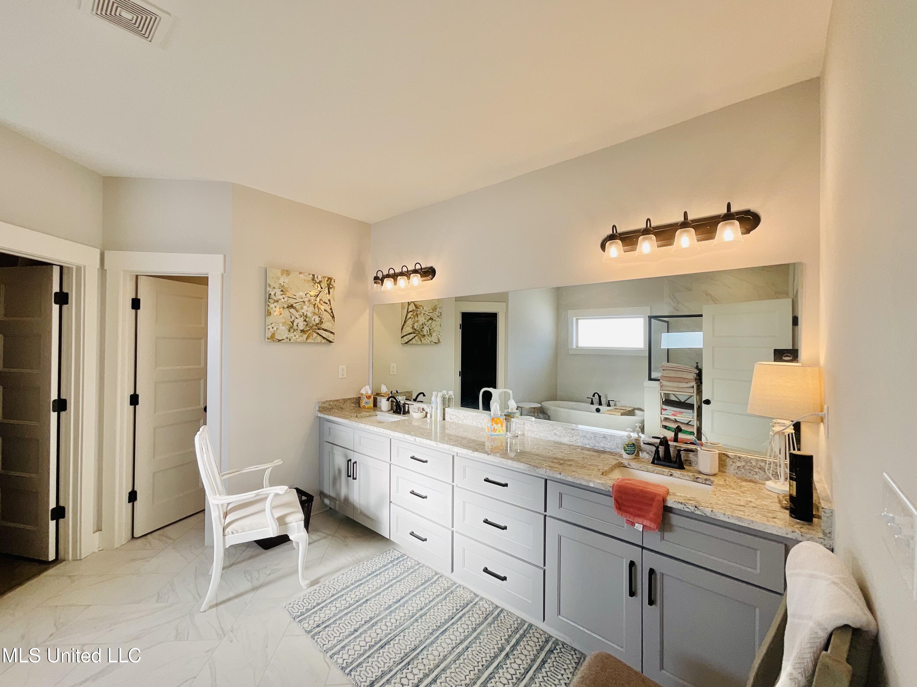 1411 Clair Circle South Hernando, MS 38632 - Photo 13 of 21 IMG_1631