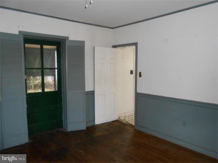 544 Broadview Road Upper Darby, PA 19082 - Photo 14 of 19