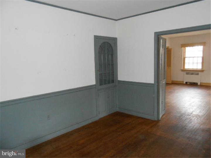 544 Broadview Road Upper Darby, PA 19082 - Photo 15 of 19