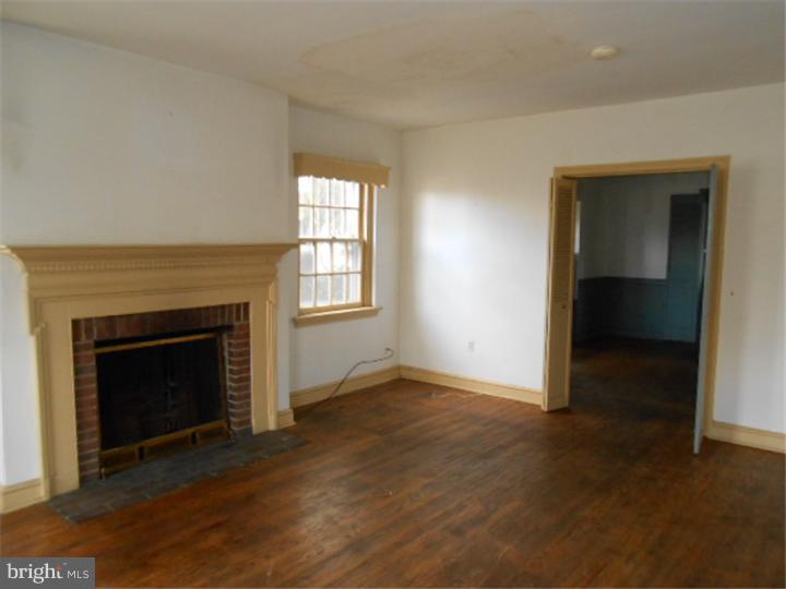 544 Broadview Road Upper Darby, PA 19082 - Photo 18 of 19