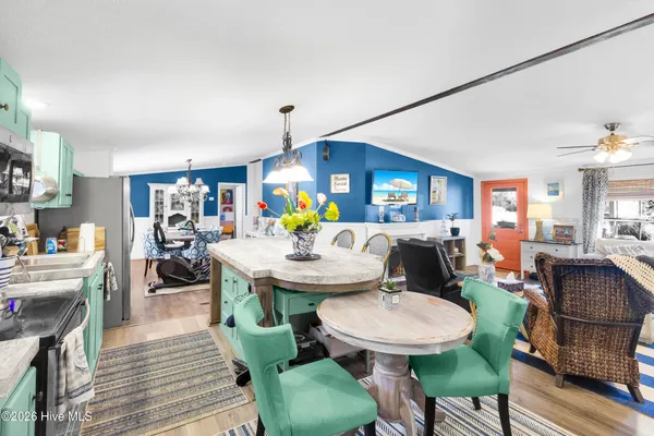 $300,000 | 1873 State Rte 101, Beaufort, NC 28516