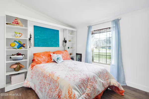 $300,000 | 1873 State Rte 101, Beaufort, NC 28516