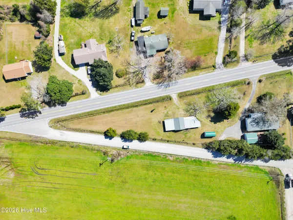 $300,000 | 1873 State Rte 101, Beaufort, NC 28516