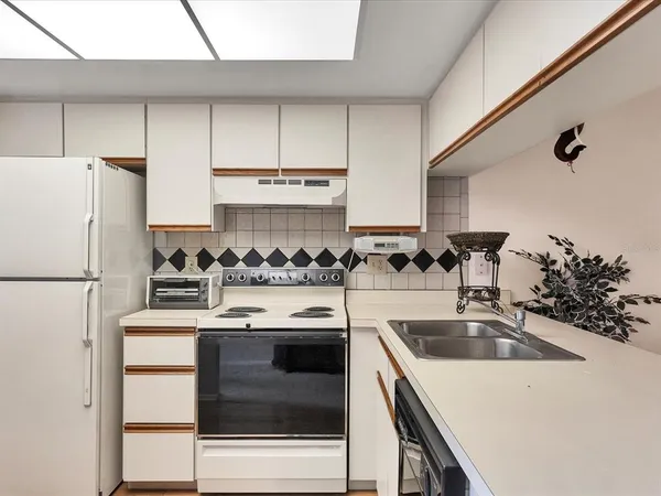 $1,900 | 7794 Eagle Creek Drive, Unit 7794, Sarasota, FL 34243