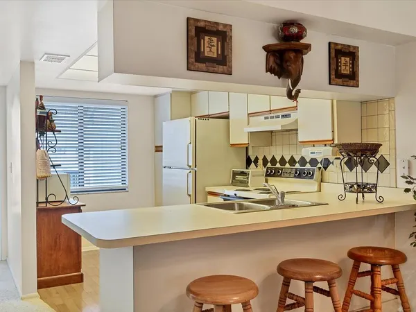 $1,900 | 7794 Eagle Creek Drive, Unit 7794, Sarasota, FL 34243