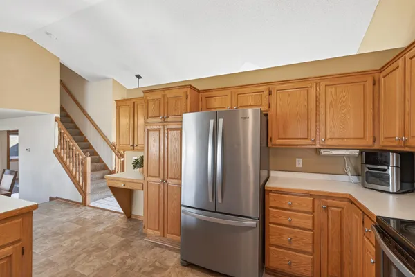 $400,000 | 2047 123rd Avenue Northwest, Coon Rapids, MN 55448