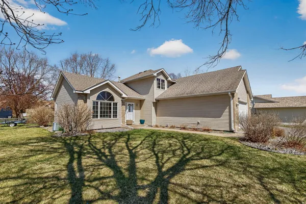 $400,000 | 2047 123rd Avenue Northwest, Coon Rapids, MN 55448