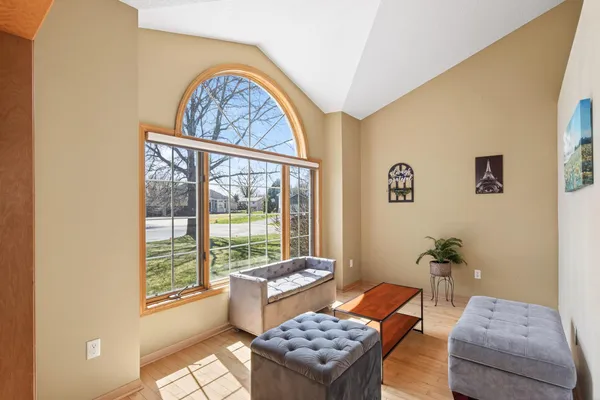 $400,000 | 2047 123rd Avenue Northwest, Coon Rapids, MN 55448