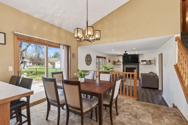 $400,000 | 2047 123rd Avenue Northwest, Coon Rapids, MN 55448