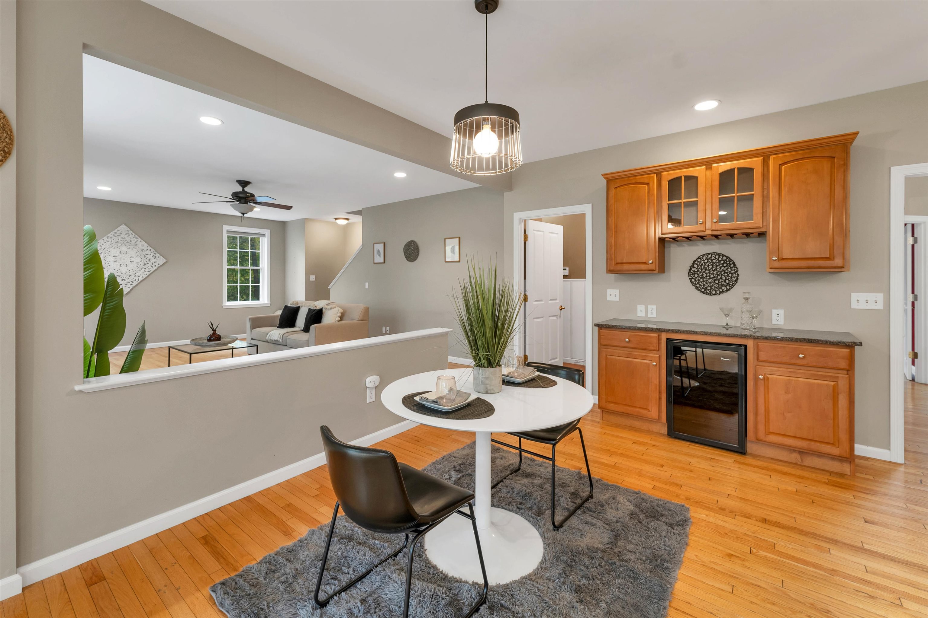 37 Pondfield Road Bedford, NH 03110 - Photo 4 of 59