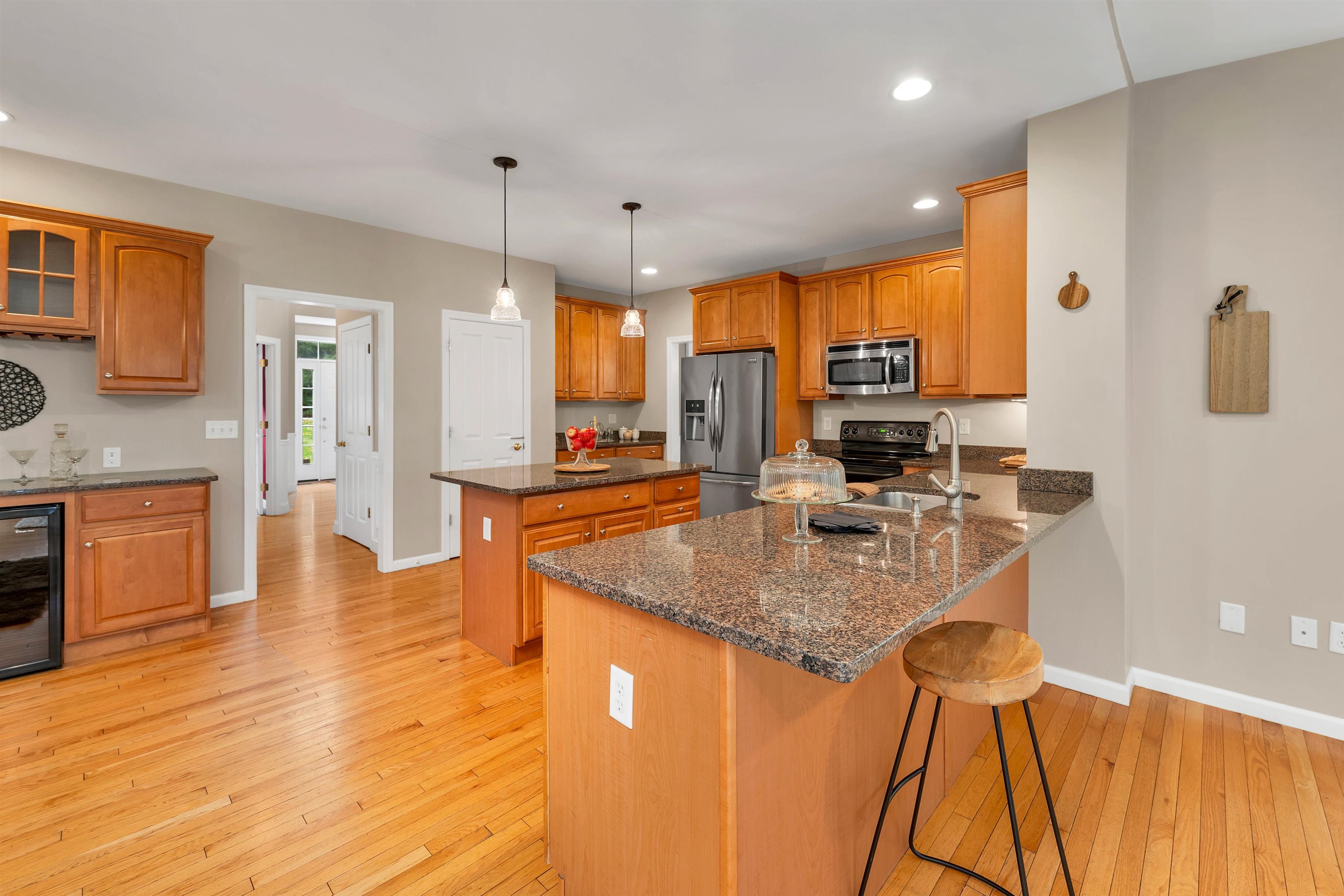 37 Pondfield Road Bedford, NH 03110 - Photo 56 of 59