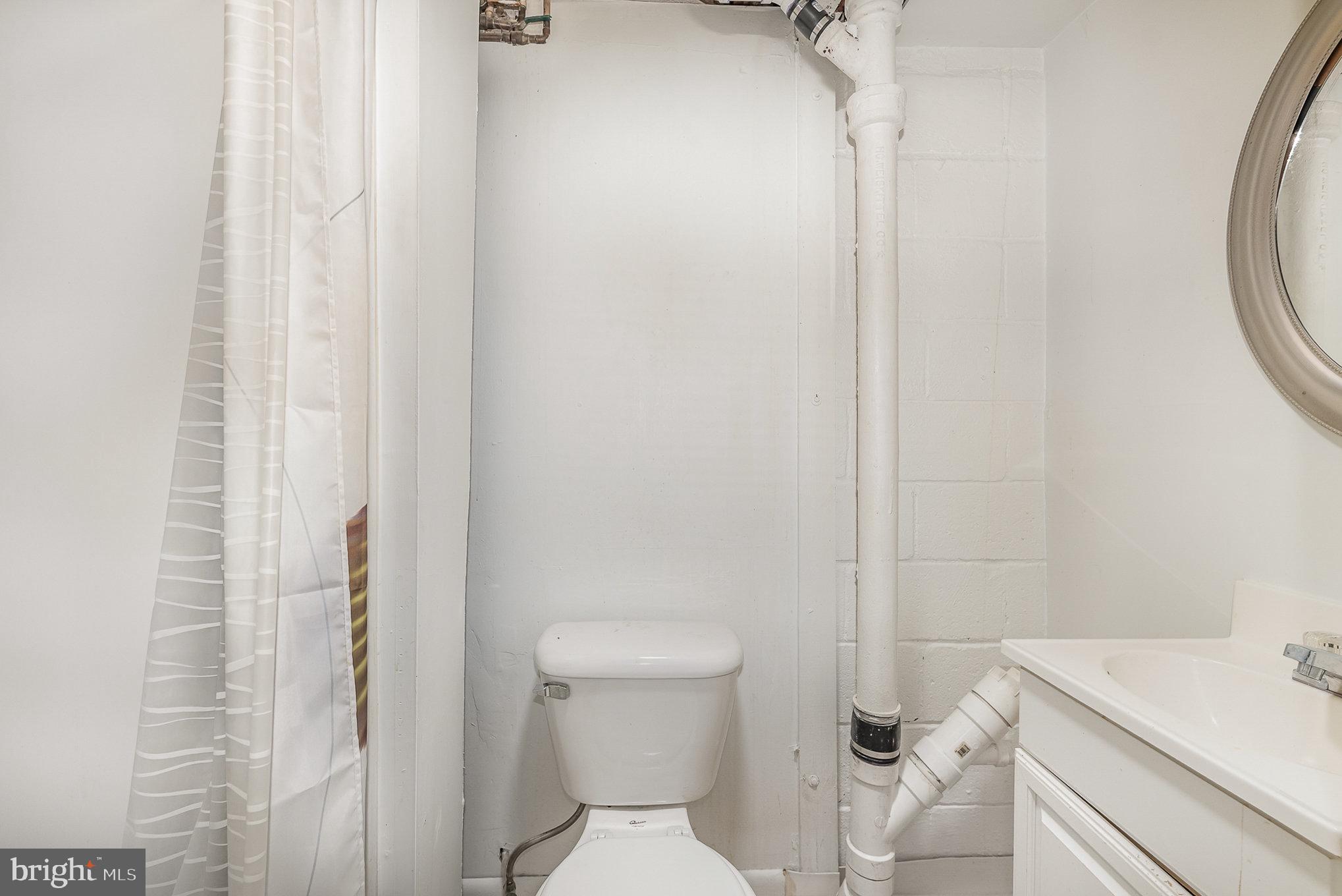 153 Bennett Road Essex, MD 21221 - Photo 12 of 15 Gallery Image 12
