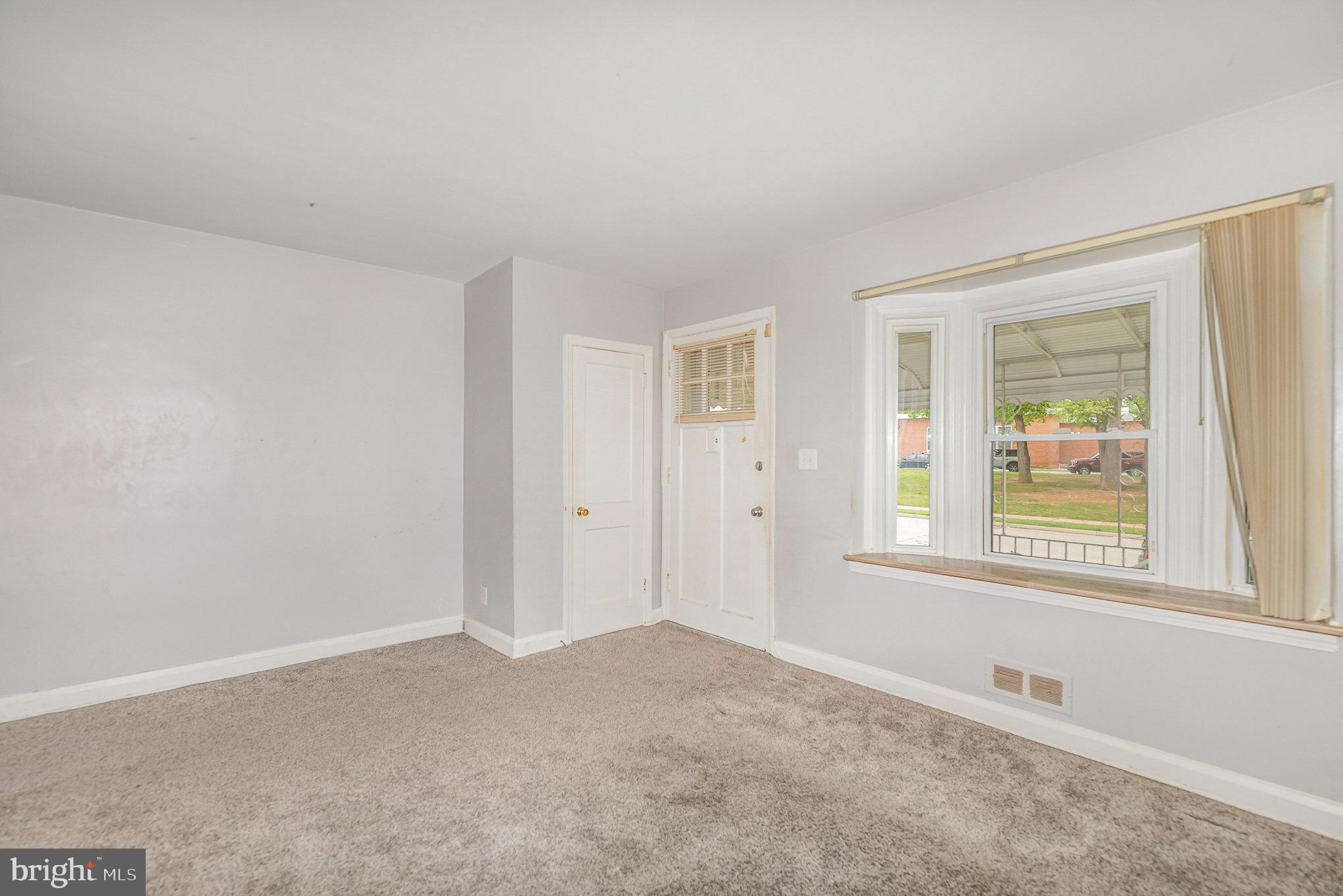 153 Bennett Road Essex, MD 21221 - Photo 4 of 15 Gallery Image 4