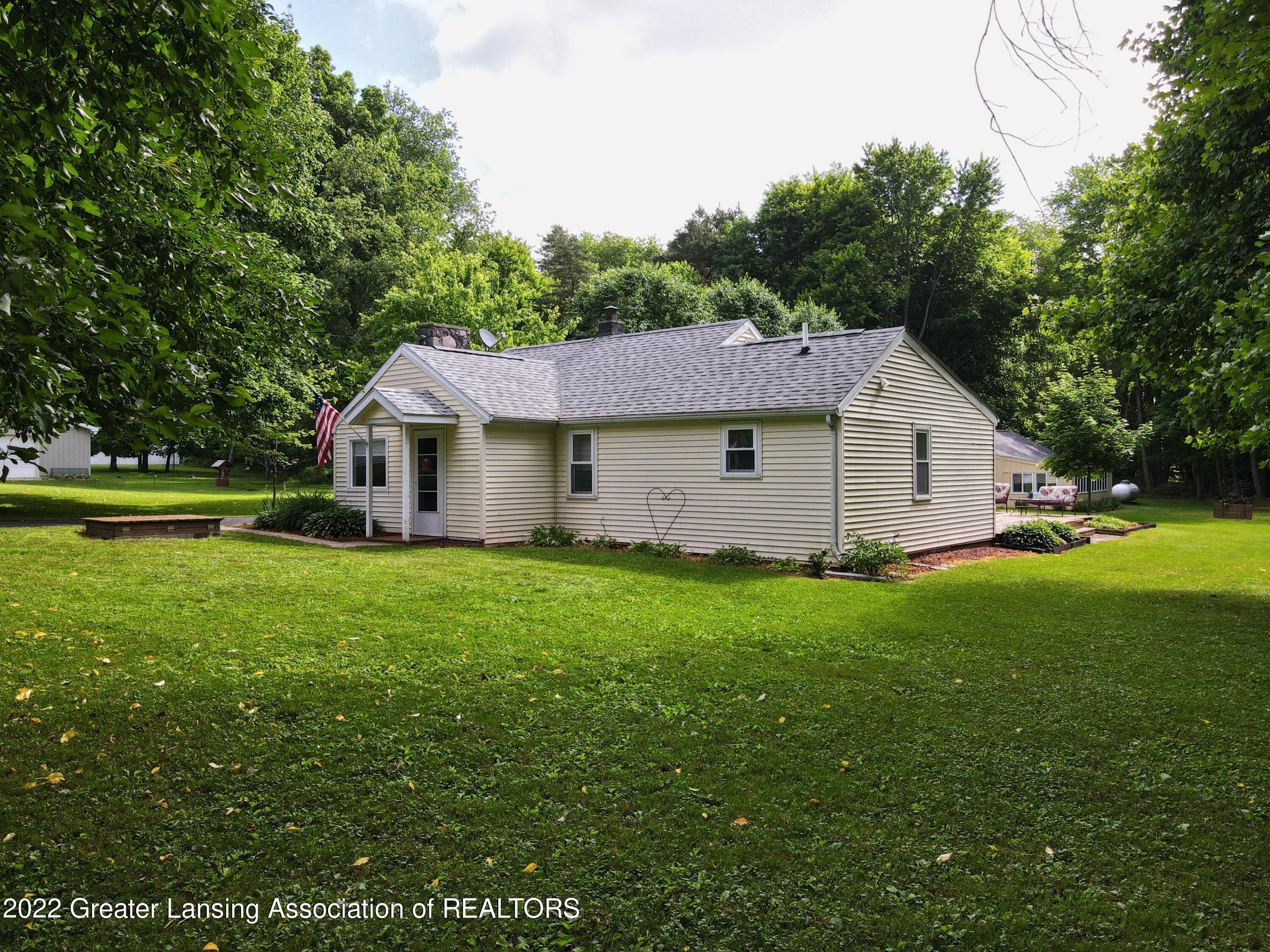916 Grovenburg Road Holt, MI 48842 - Photo 43 of 45 4