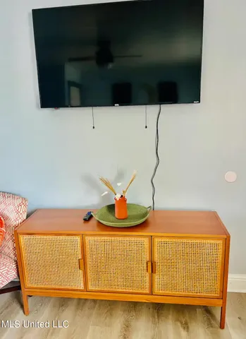 $134,999 | 1664 Beach Boulevard, Unit 11, Biloxi, MS 39531