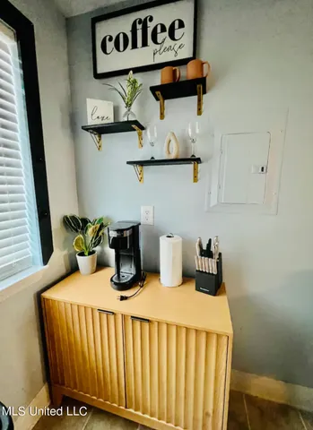 $134,999 | 1664 Beach Boulevard, Unit 11, Biloxi, MS 39531