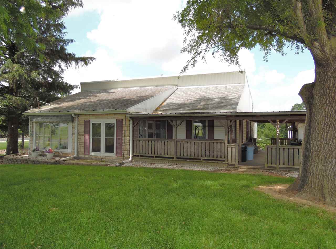 3081 Mall Road Pekin, IL 61554 - Photo 1 of 11