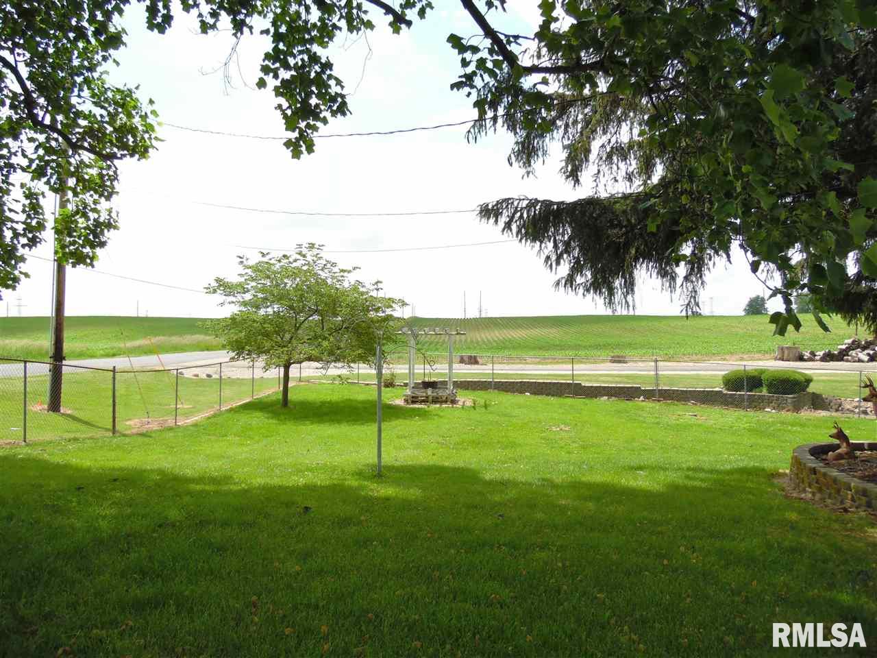 3081 Mall Road Pekin, IL 61554 - Photo 6 of 11