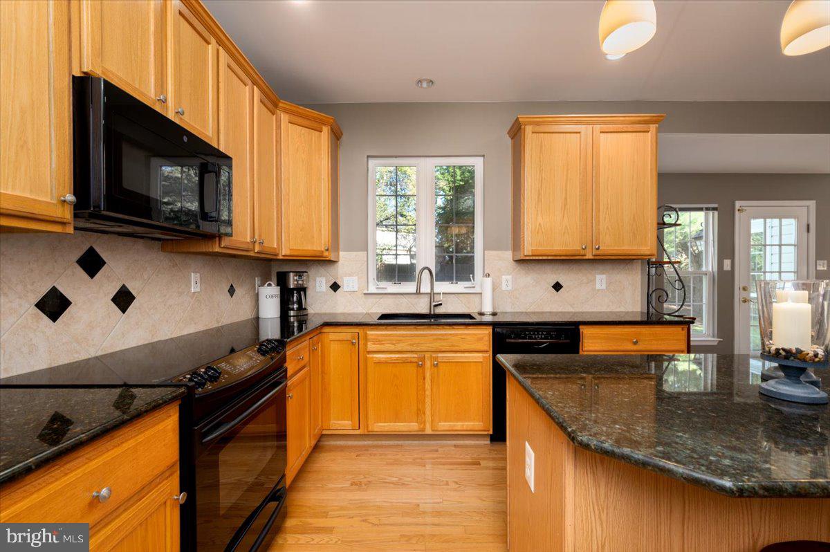 11224 Chaucers Ridge Court Laurel, MD 20723 - Photo 13 of 48 Gallery Image 13
