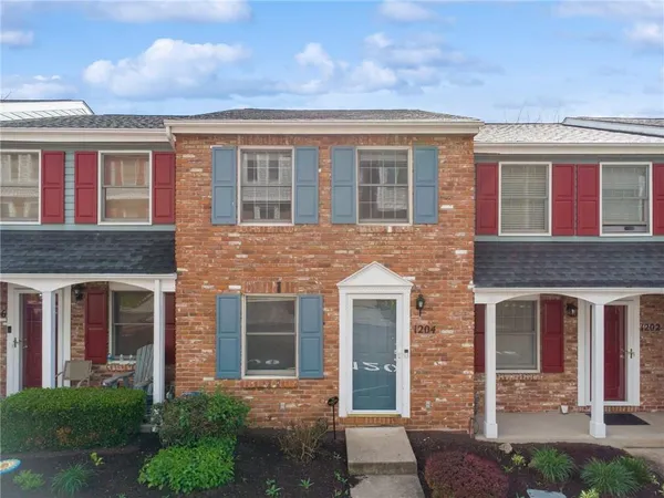$177,500 | 1204 Timberidge Drive, Bethel Park, PA 15102