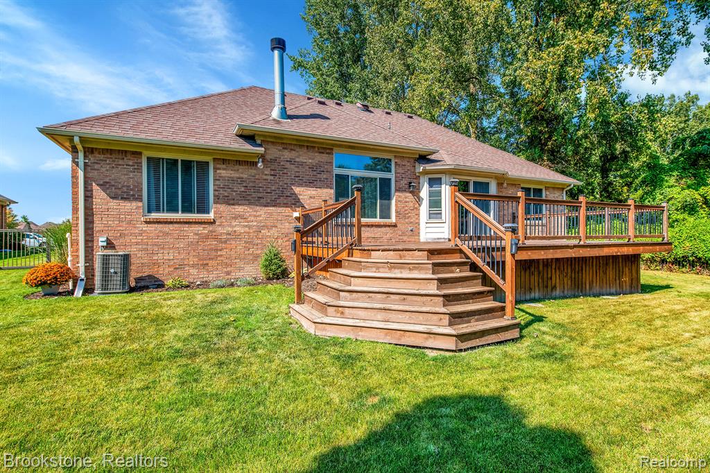 49159 Monte Road Chesterfield, MI 48047 - Photo 33 of 35