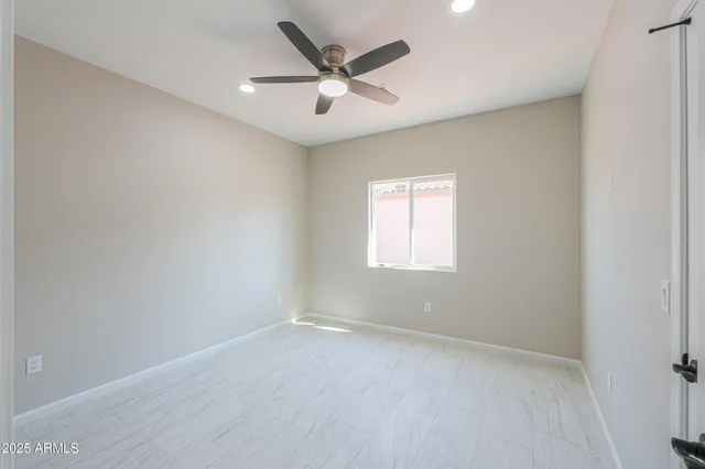 $304,900 | 229 East Cedar Avenue, Casa Grande, AZ 85122