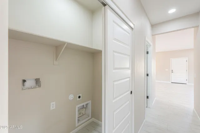 $304,900 | 229 East Cedar Avenue, Casa Grande, AZ 85122