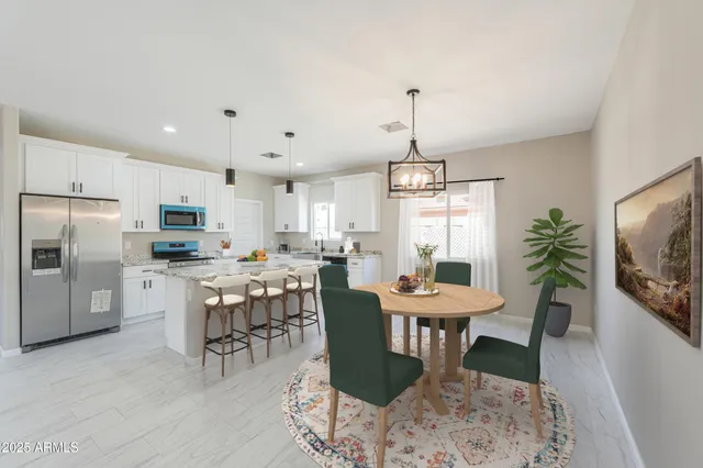 $304,900 | 229 East Cedar Avenue, Casa Grande, AZ 85122