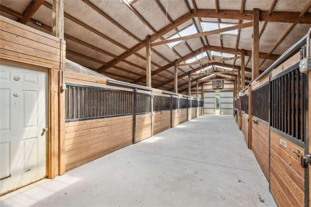 836 Hog Mountain Road Winder, GA 30680 - Photo 8 of 13