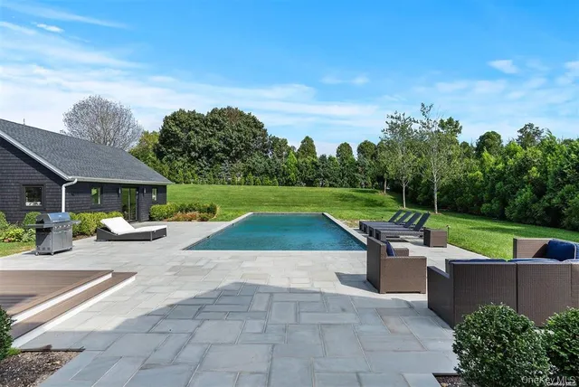 $8,595,000 | 276 North Main Street, Southampton, NY 11968