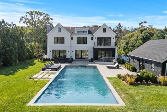 $8,595,000 | 276 North Main Street, Southampton, NY 11968