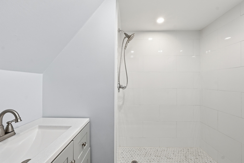 40 Corey Hill Road Ashburnham, MA 01430 - Photo 25 of 40