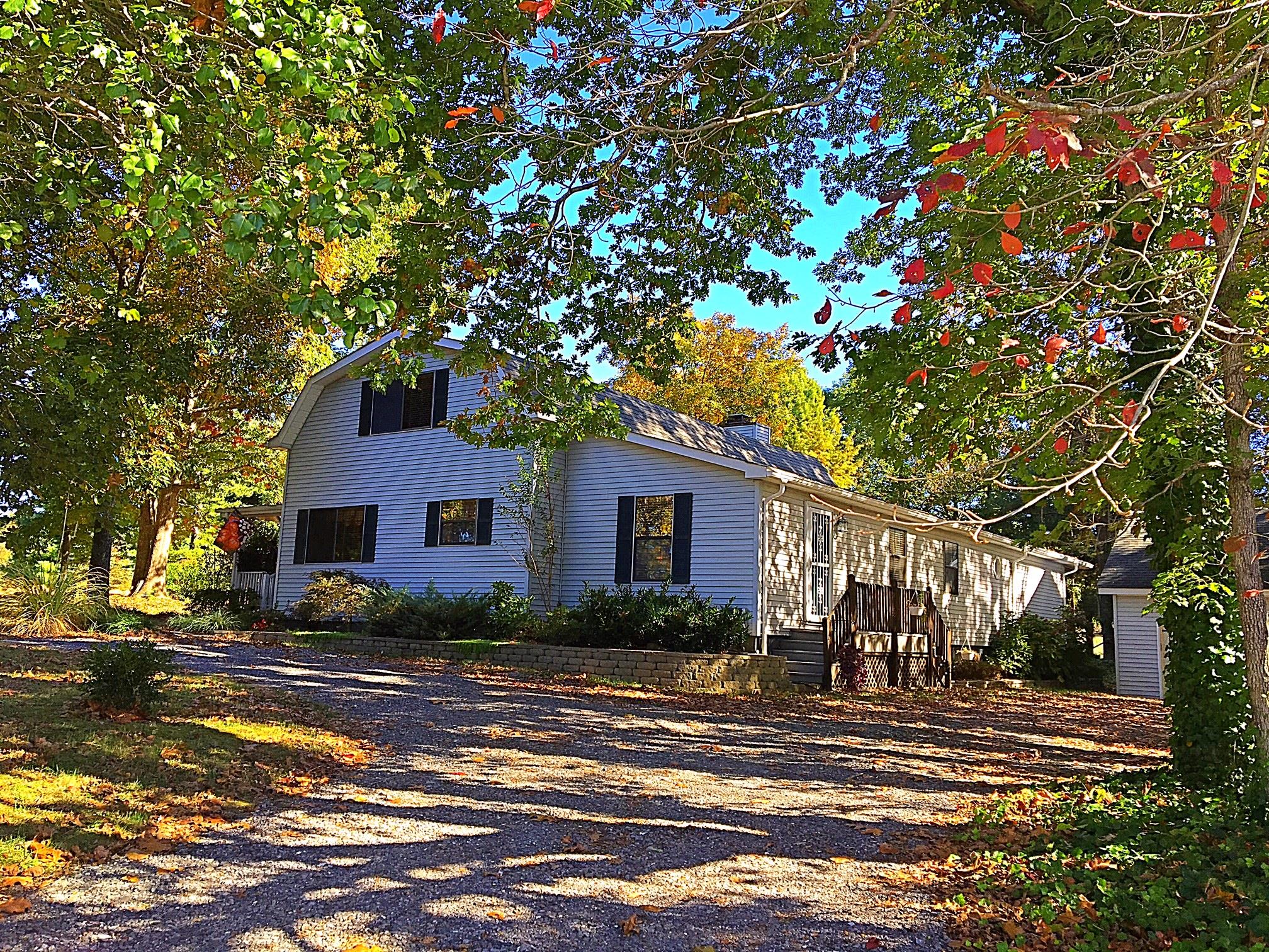 2731 New Hall Road Greenbrier, TN 37073 - Photo 3 of 30 a front view of a house with a yard