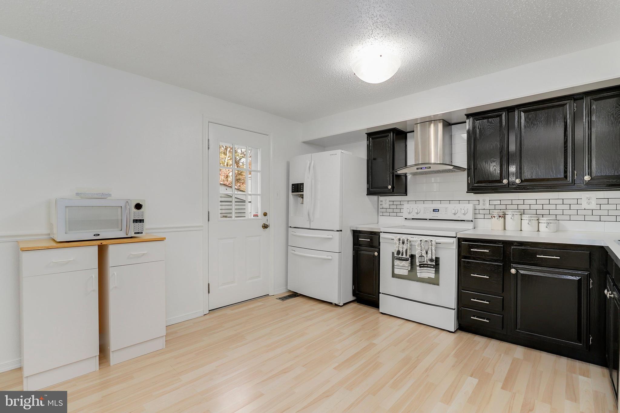 5820 Canvasback Road Burke, VA 22015 - Photo 15 of 52 Gallery Image 15