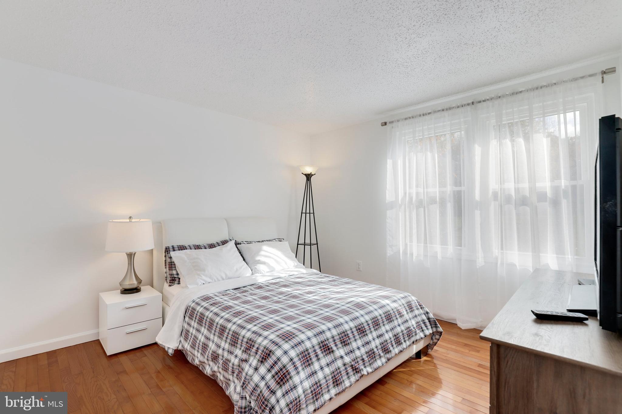 5820 Canvasback Road Burke, VA 22015 - Photo 27 of 52 Gallery Image 27