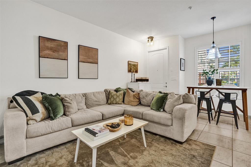 159 Southwest 7th Court Pompano Beach, FL 33060 - Photo 7 of 58