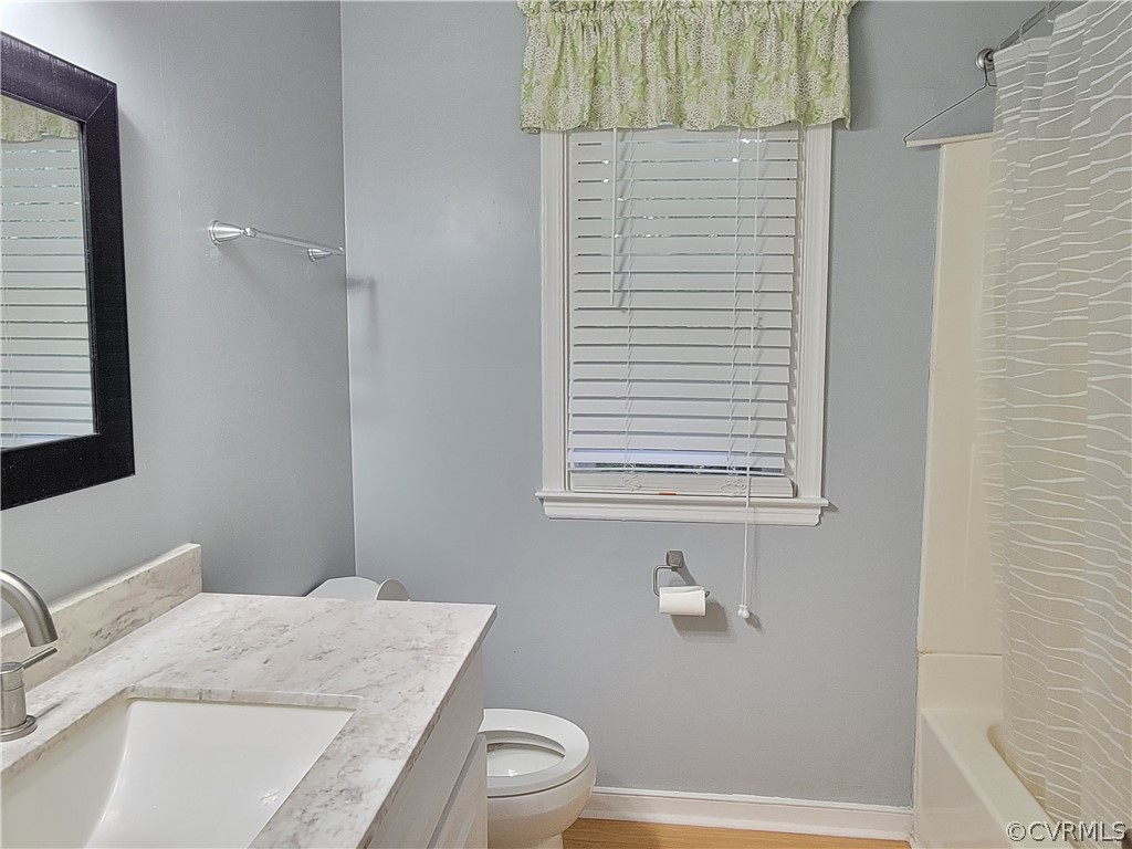 5814 Laurel Trail Road Midlothian, VA 23112 - Photo 20 of 34 a bathroom with a granite countertop sink and a mirror