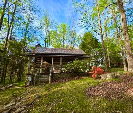$729,000 | 562 Junus Jackson Hollow Road, Minor Hill, TN 38473